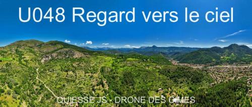 U048 Regard vers le ciel