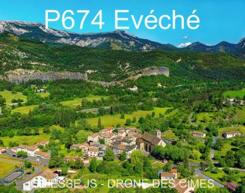 P674 Evéché