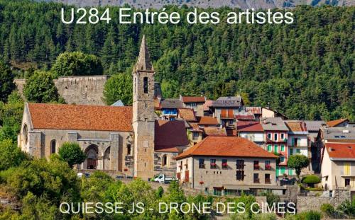 U284 Entrée des artistes