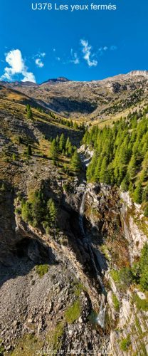 U378 Les yeux fermés